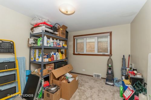 5146 Nordica Ave, Chicago IL 60638-1017 exterior