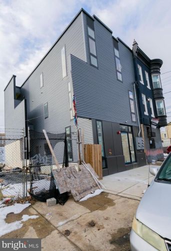 2062 2nd St, Philadelphia PA 19122-0033 exterior