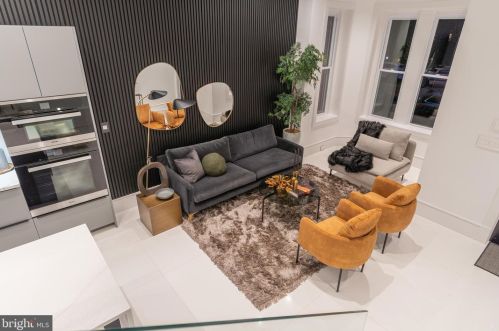 1604 13th St, Washington DC 20009-4303 exterior