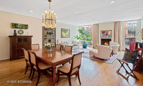 1335 Sandburg Ter, Chicago IL 60610-1507 exterior