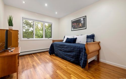 26 Dryden Way, Commack NY 11725-1927 exterior