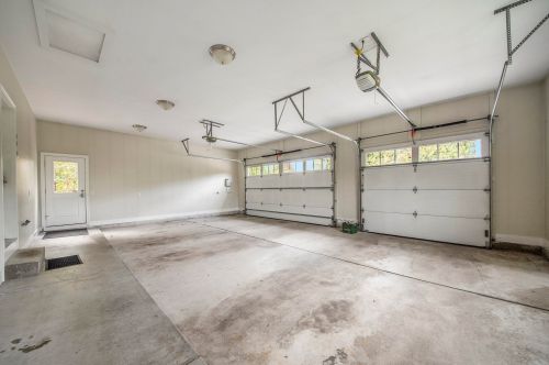 4412 Whitewood Farms Dr, Grand Rapids MI exterior