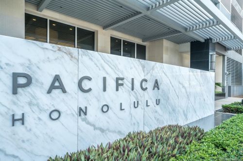 1009 Kapiolani Blvd, Honolulu HI  96814-2103 exterior