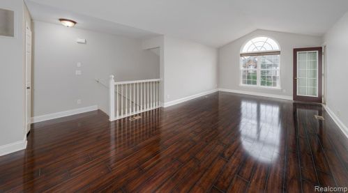 5308 Brookemonte Cir, Rochester, MI 48306-5015