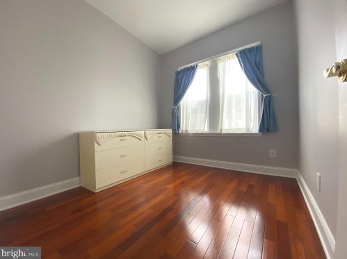 2827 Marvine St, Philadelphia PA 19140-1238 exterior