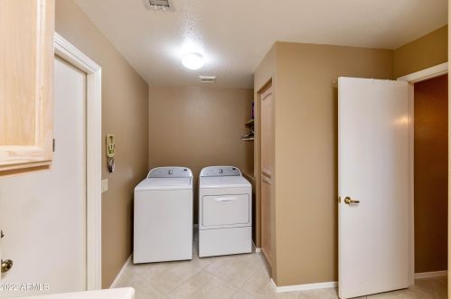 11022 San Tan Blvd, Chandler AZ 85248-7900 exterior