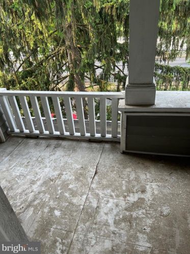 488 Riverside Ave, Trenton NJ  08618-5655 exterior