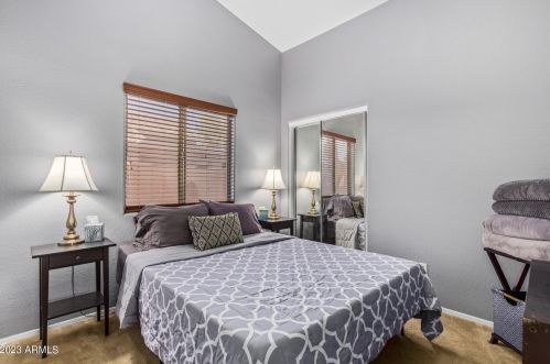 3816 74 Dr, Phoenix AZ 85033-2556 exterior