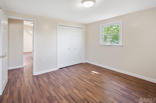 147 Fisher Ave, Piscataway NJ  08854-4830 exterior