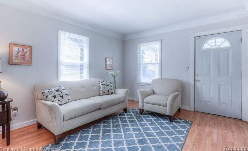 2530 Norman St, Melvindale MI  48122-1937 exterior