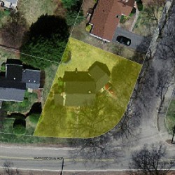 526 Quinobequin Rd, Newton MA 02468-2128 aerial view