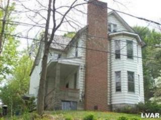 376 Church St, Slatington, PA 18080-1903