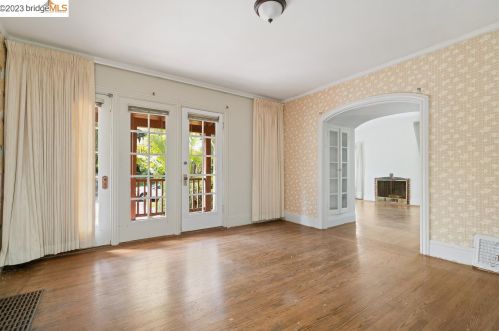 1023 Cragmont Ave, Berkeley, CA 94708-1411