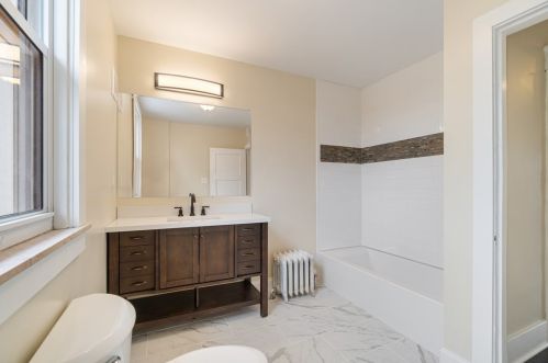 1245 Denniston St, Pittsburgh PA  15217-1328 exterior