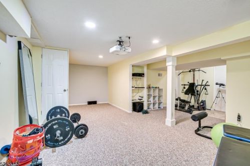 48 Morgan Ln, Bridgewater NJ 08807-3008 exterior