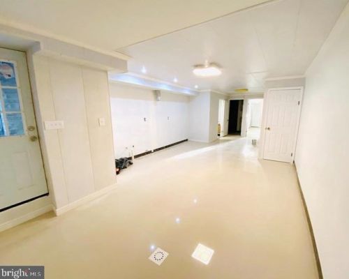 3239 Cottman Ave, Philadelphia PA 19149-1605 exterior