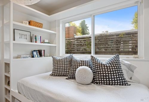 5 Amicita Ave, Mill Valley CA 94941-2101 exterior