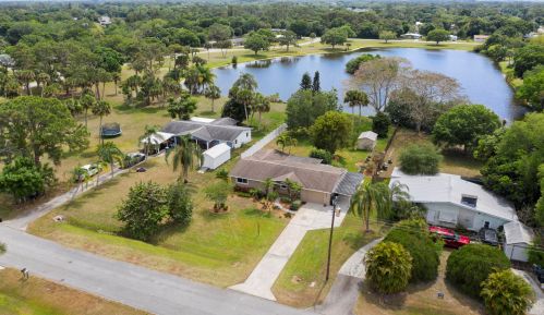 7507 Santa Rosa Pkwy, Fort Pierce, FL 34951-1766