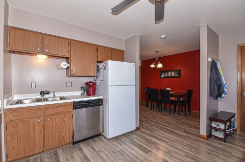 4947 Colonial Ct, Milwaukee WI exterior