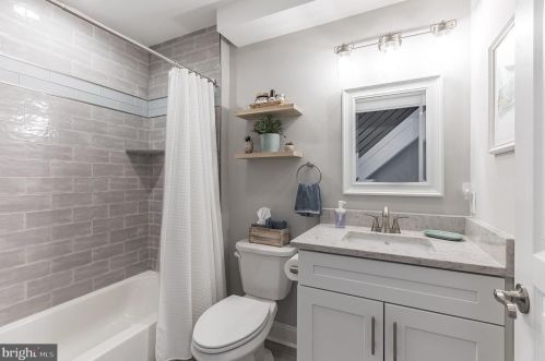 2616 Collins St, Philadelphia PA 19134-3709 exterior