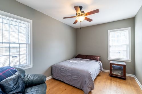 3758 5 Pl, Milwaukee WI 53204-3906 exterior