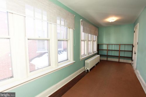 223 Washington St, Huntingdon PA 16652-1525 exterior