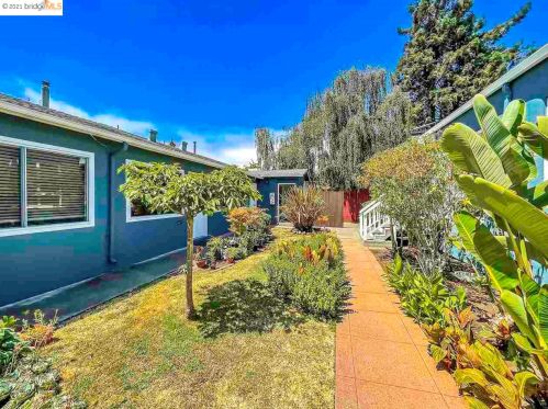 2110 Bonar St, Berkeley CA 94702-1808 exterior