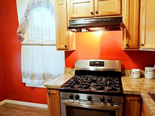 4417 Gladys Ave, Chicago IL 60624-2620 exterior