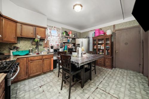 5346 Washtenaw Ave, Chicago IL  60625-3415 exterior