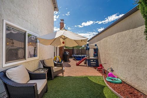 10784 Esmeraldas Dr, San Diego CA  92124-2010 exterior