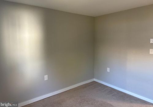 11 Warwick Way, Southampton NJ  08088-1143 exterior