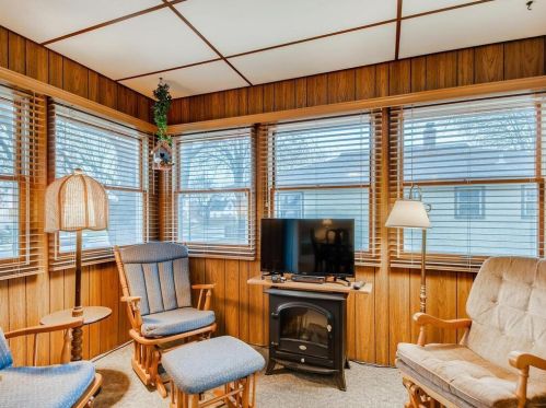 636 5 Ave, South Saint Paul MN 55075-2828 exterior