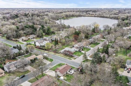 1402 18 Ave, Saint Paul MN 55112-5514 exterior