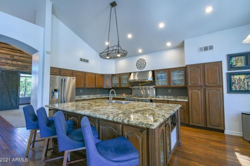 3151 Greythorne Way, Chandler AZ  85248-2152 exterior