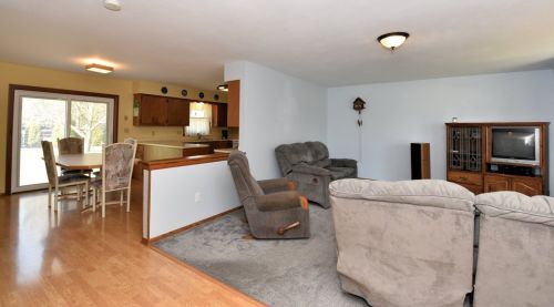 4631 68, Milwaukee WI 53220-3917 exterior