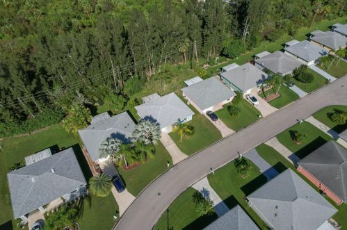 5638 Travelers Way, Fort Pierce FL  34982-3989 exterior