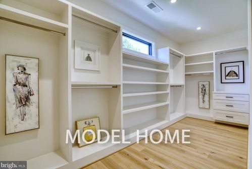 1713 Macon St, Mc Lean VA  22101-5130 exterior