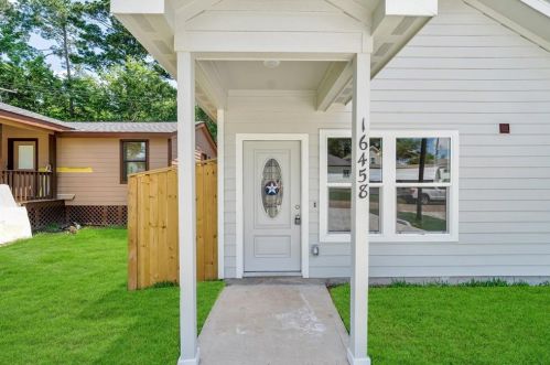 16458 Eastchase, Montgomery TX  77316-6702 exterior