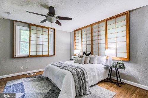 5066 Bonnie Branch Rd, Ellicott MD 21043-7002 exterior