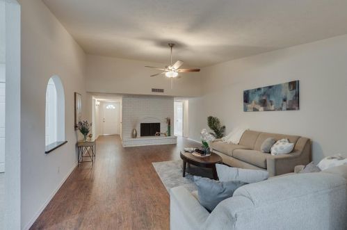 4821 Arbor Gln Rd, Frisco TX 75056-2558 exterior