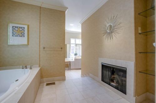 2203 Allen St, Dallas TX 75204-2609 exterior