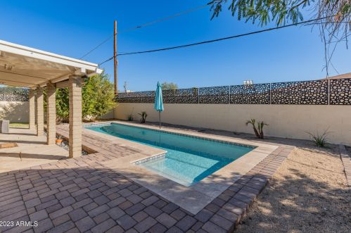 7025 22 Dr, Phoenix AZ 85023-2101 exterior