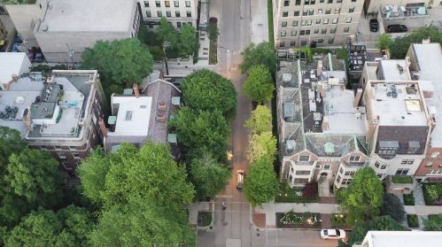 40 Burton Pl, Chicago IL  60610-1404 exterior