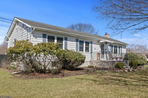 21 Old Rt 84, Wantage, NJ 07461-3941