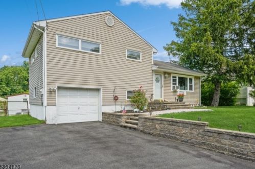 19 Richard St, Dover NJ 07801-2023 exterior