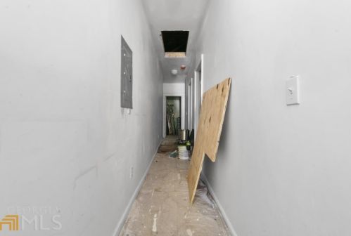 862 Mitchell St, Atlanta GA 30303-3550 exterior