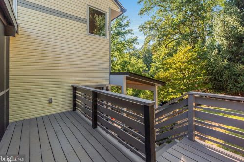 17 Ritchie Ave, Silver Spring MD  20910-5109 exterior