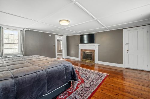 33 Washington St, Concord NH  03301-4341 exterior