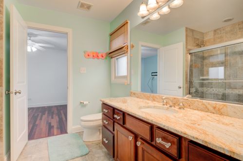 435 37th Pl, Chicago IL 60632-1621 exterior