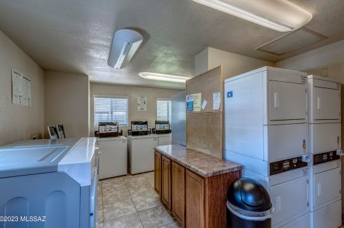 1745 Glenn St, Tucson AZ  85719-2740 exterior